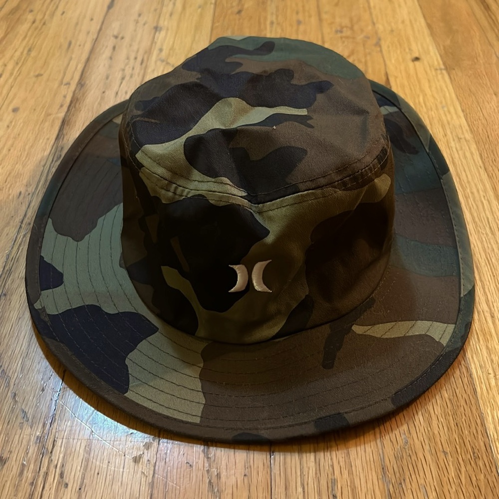Hurley Beach Sun Shade Hat 🏖️
